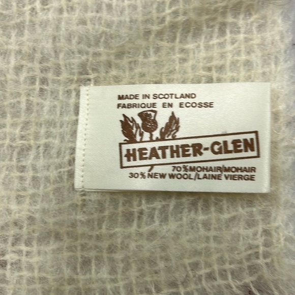 HEATHER-GLEN Vintage Mohair/New Wool Cream Loose Weave Scotland Fringe Scarf - Picture 8 of 9